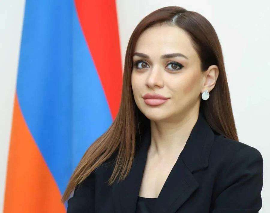 Արդարադատության փոխնախարարը՝ Քոչարյանի դստեր հետ լուսանկարի մասին