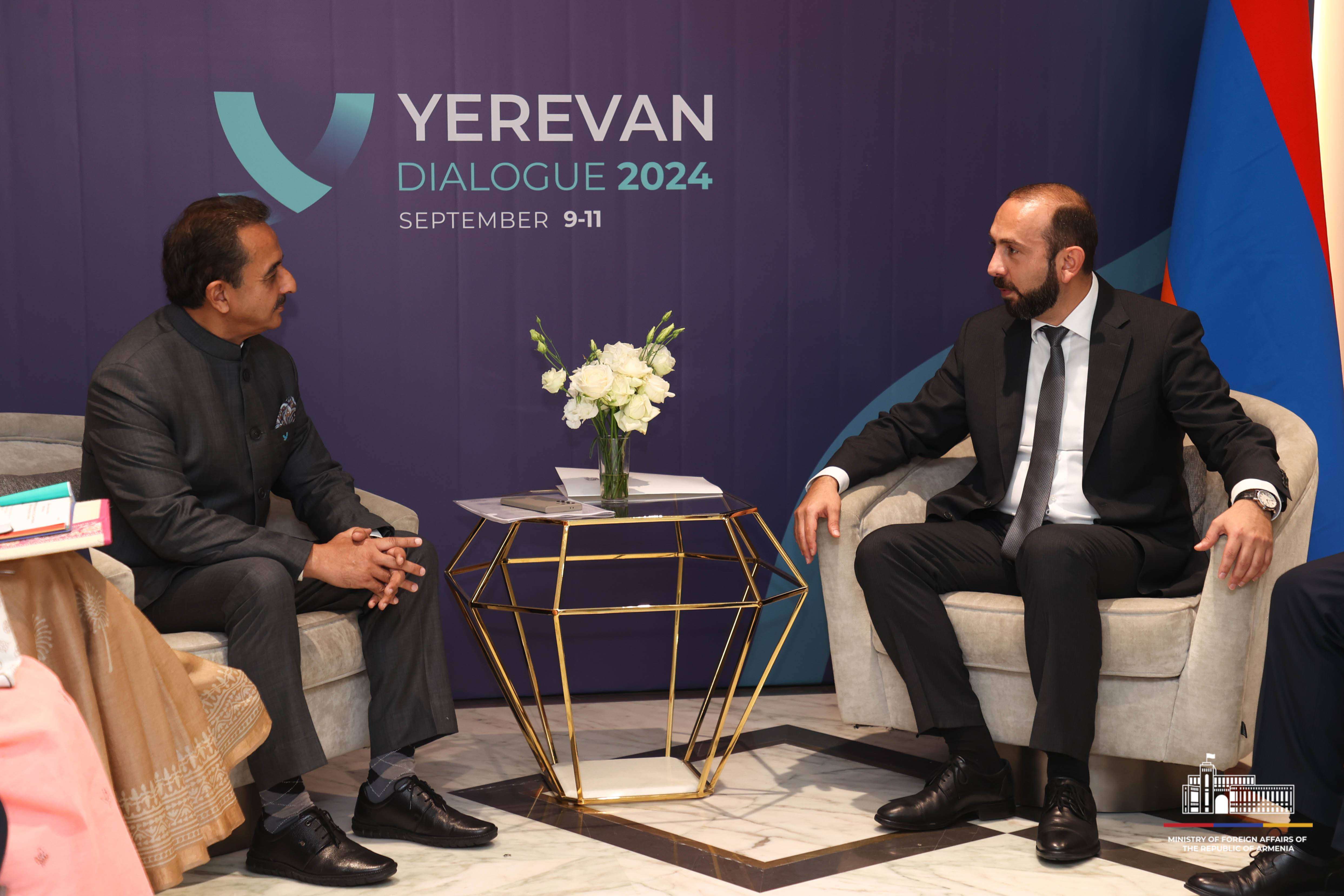 Singh and Mirzoyan emphasized the importance of efficient operation of transport communications