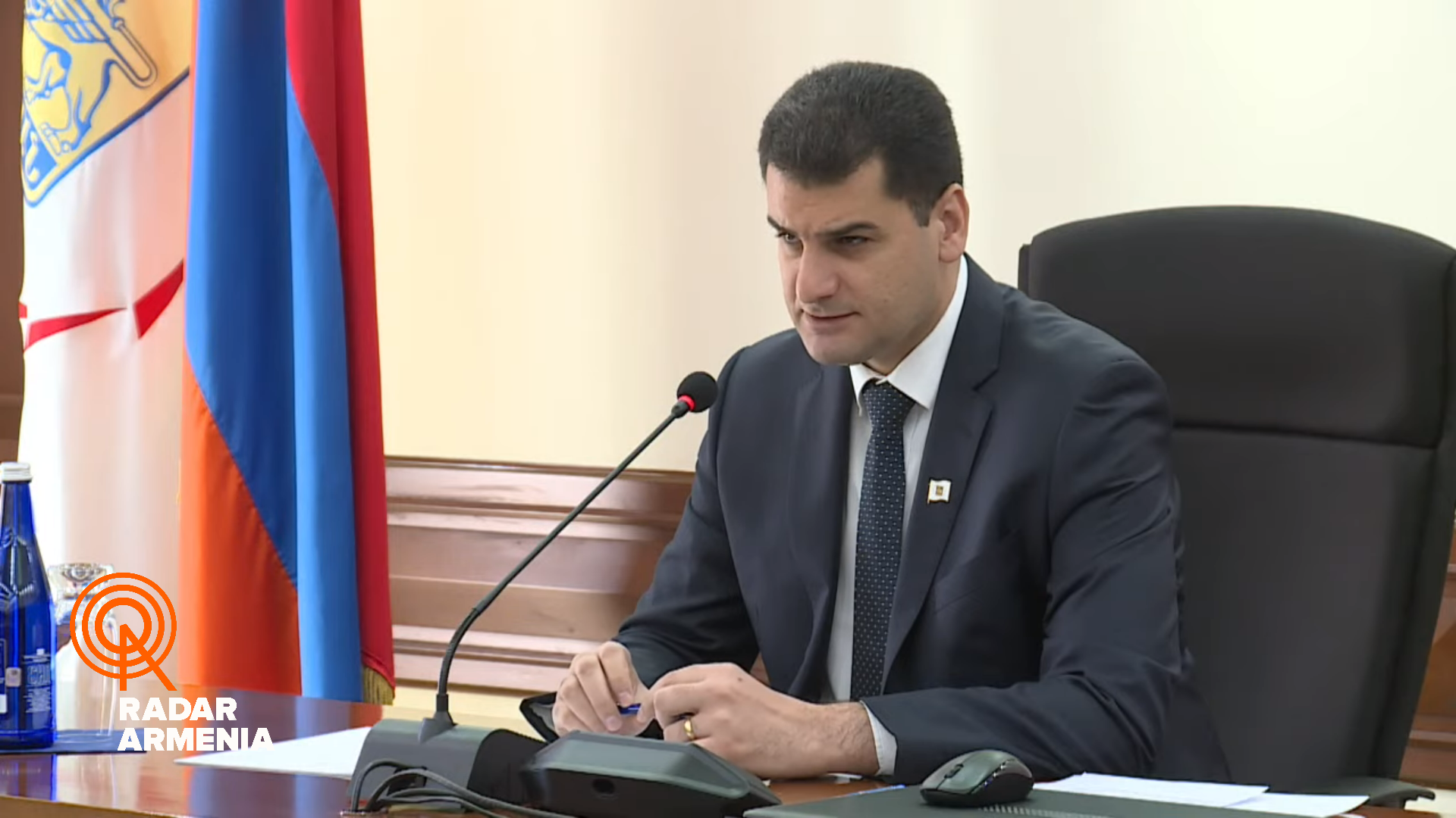 The trajectory you presented does not correspond to what you said now. mayor (VIDEO)
