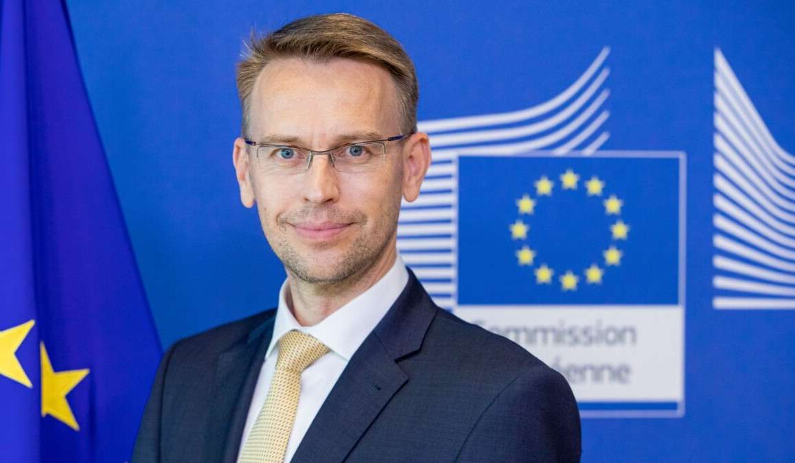 Բրյուսելն ուշադիր հետևում է հայ-ադրբեջանական սահմանագոտում տիրող իրավիճակին. Պետեր Ստանո
