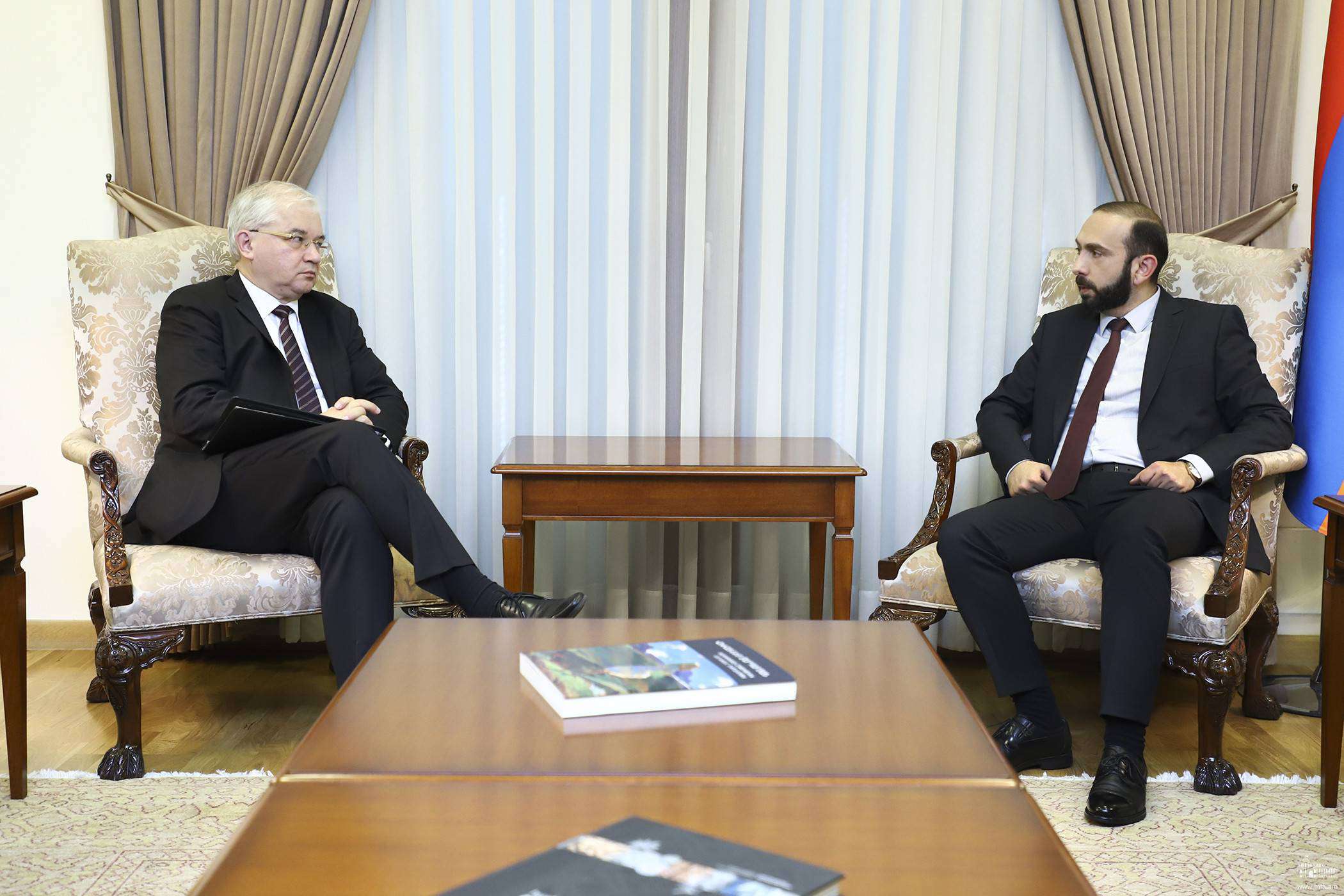 Ararat Mirzoyan received the Russian co-chair of the OSCE Minsk Group