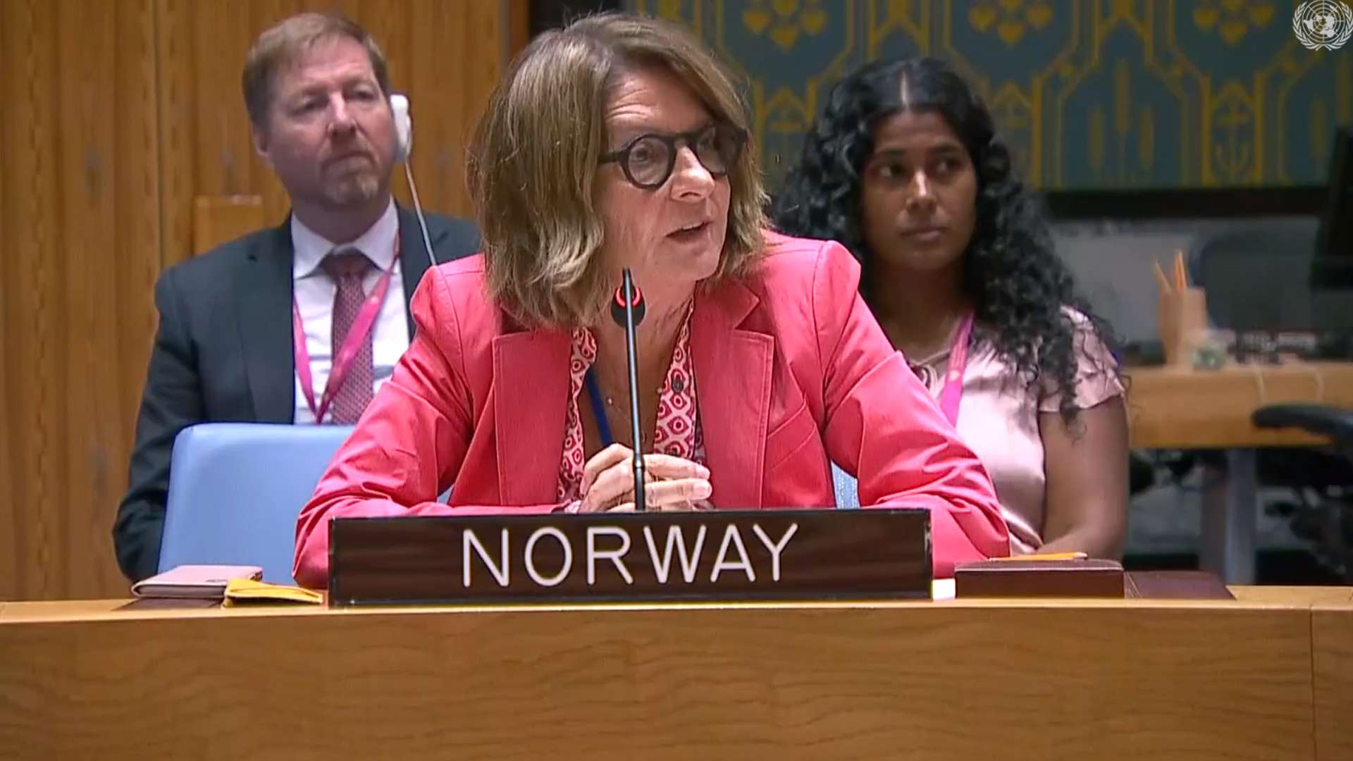 The use of military force to resolve conflicts is unacceptable