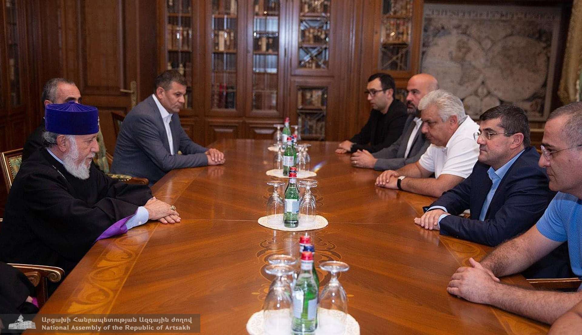 Քննարկվել են Հայաստանի և Արցախի առջև ծառացած մարտահրավերները