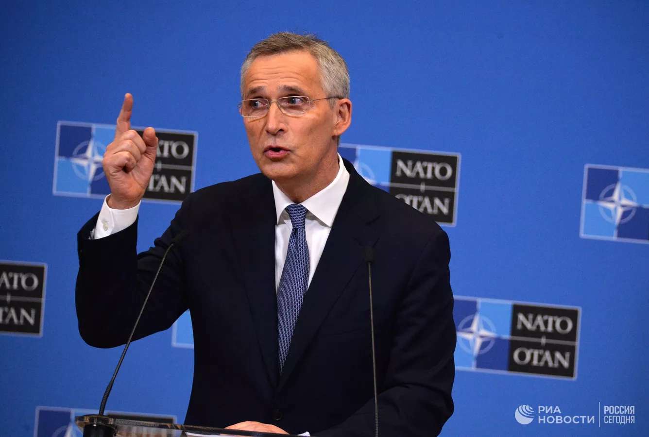 "NATO will strengthen Ukraine's air defense as a priority." Stoltenberg