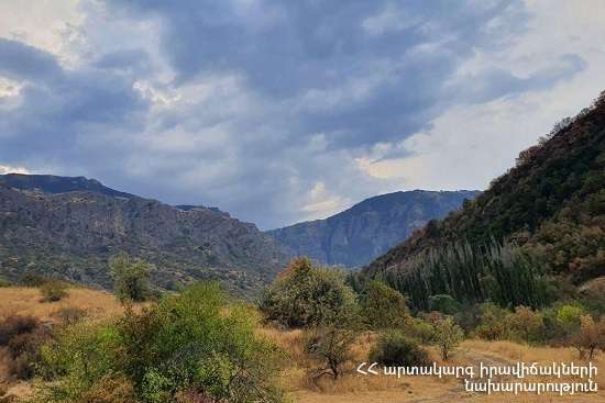 Խոսրովի արգելոցում հրդեհի երեք ծխացող օջախ է հայտնաբերվել. ԱԻՆ