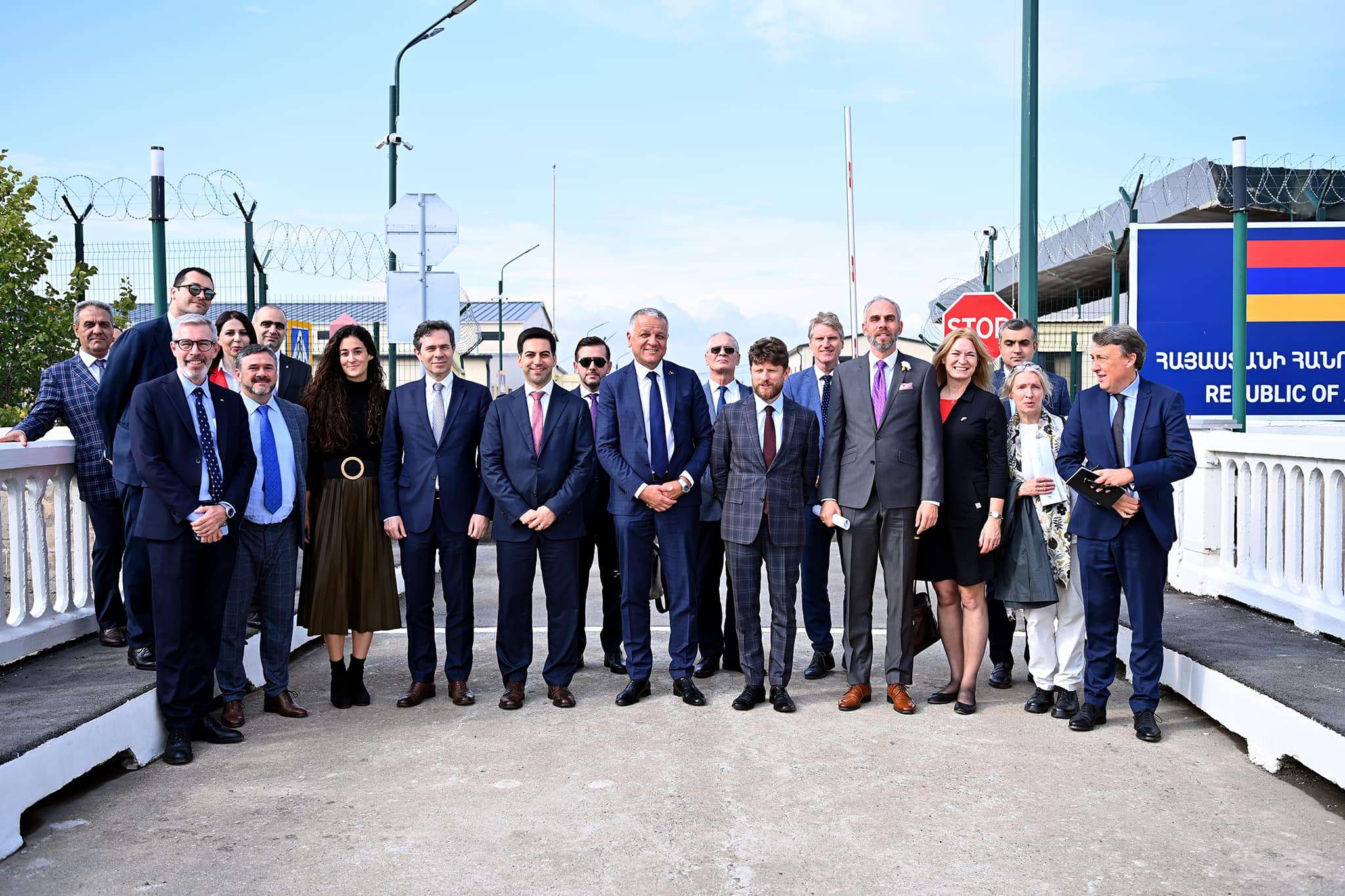 Rustam Badasyan hosted the ambassadors of the EU countries at the Margara checkpoint