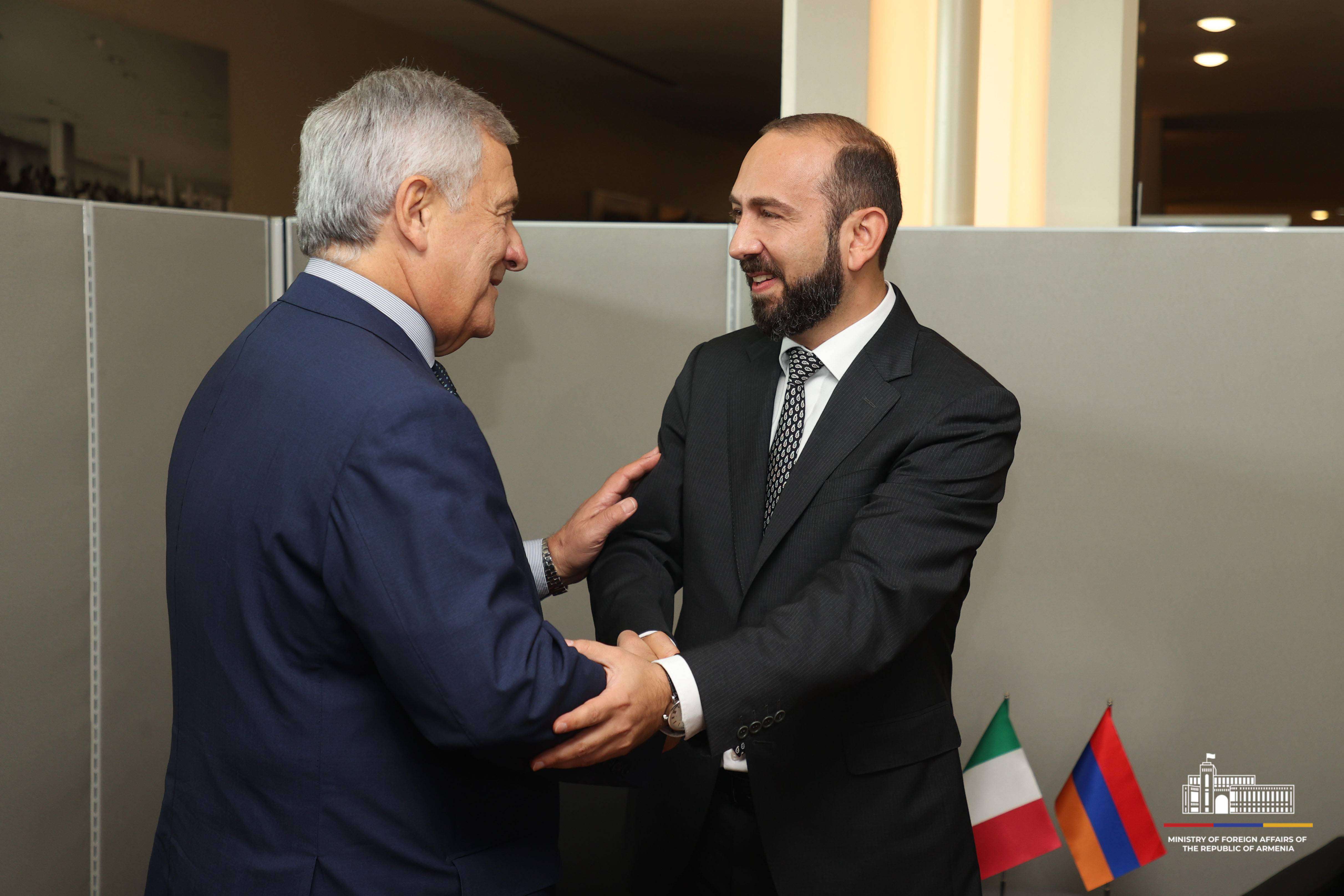 Հայաստանի և Իտալիայի ԱԳ նախարարները քննարկել են տարածաշրջանային հարցեր