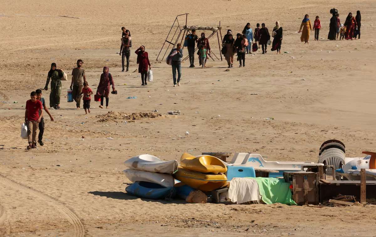 Tens of thousands of people have taken the path of migration in Lebanon (PHOTOS)