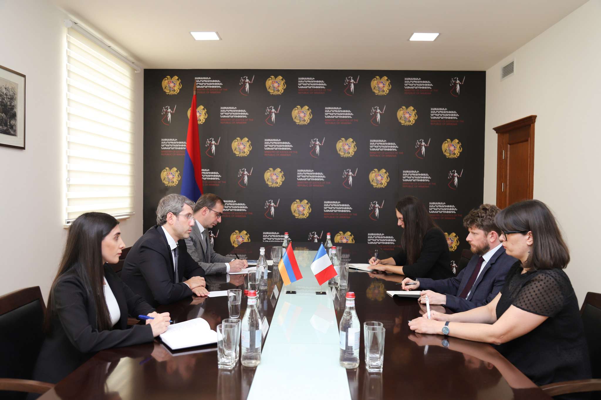 The minister and the French ambassador discussed the circumstances of external influence on the demonstrations