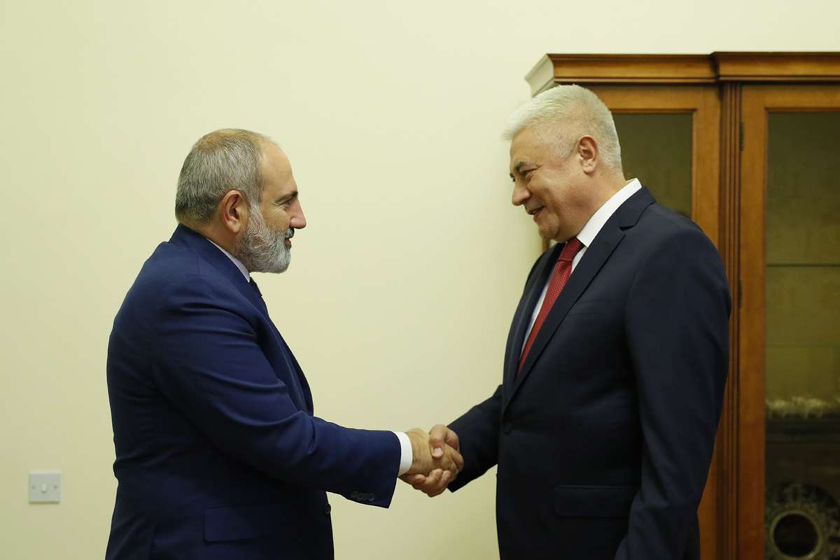 Վարչապետն ու ՌԴ ՆԳՆ նախարարն անդրադարձել են համատեղ ծրագրերին