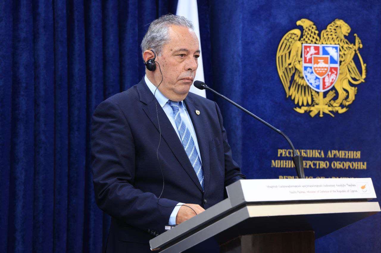 "Cooperation with Cyprus also includes the field of defense purchases." minister