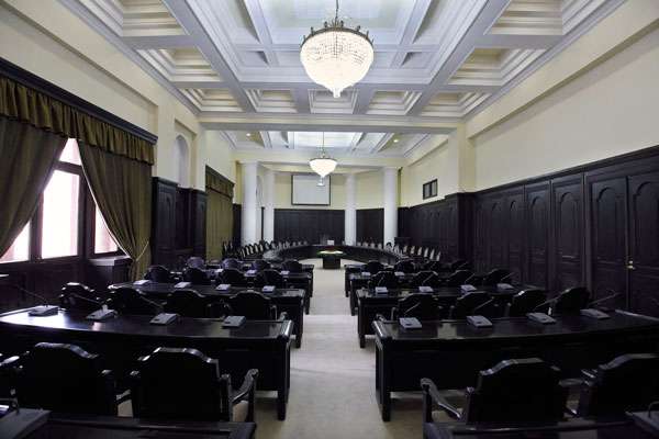 Ստորագրահավաք՝ նախարարի պաշտոնանկության հարցով