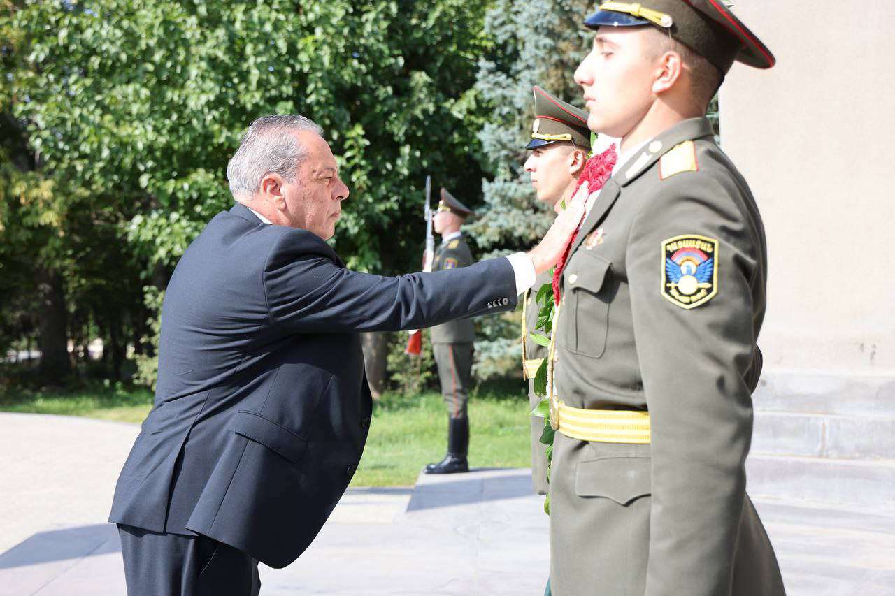 The Minister of Defense of Cyprus visited "Erablur"