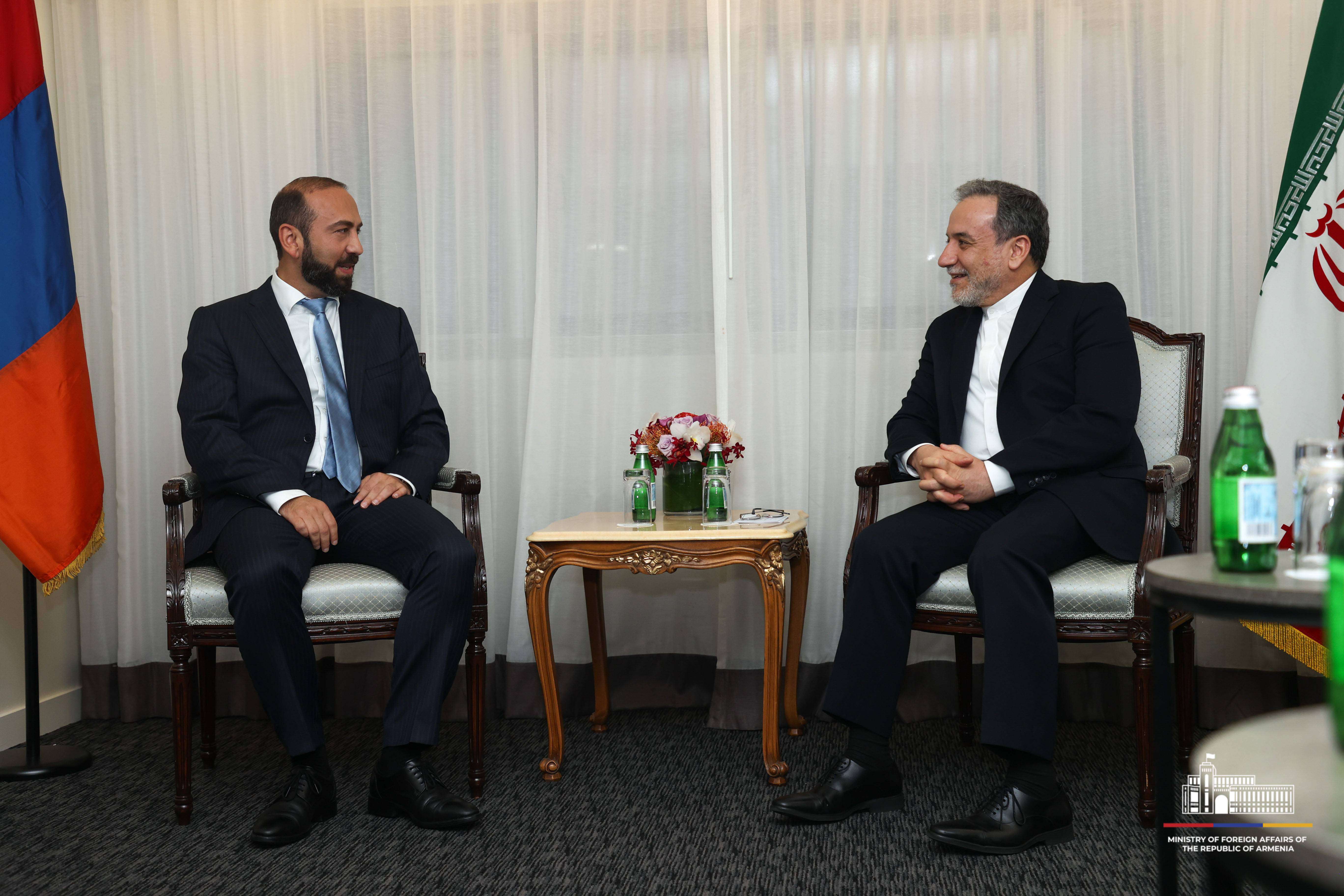 The latest discussions on the peace treaty were presented to the Iranian Foreign Minister