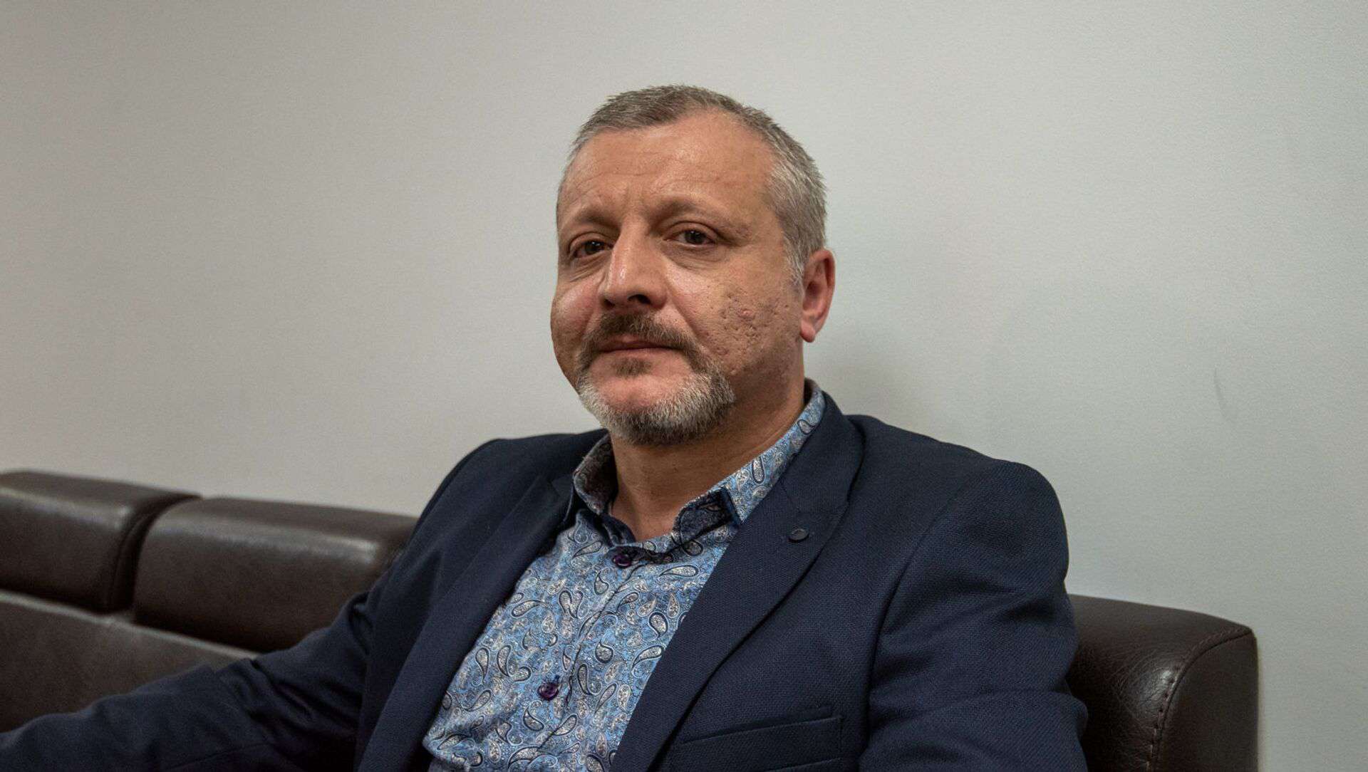 "Kocharian generates his agenda on the ruins of the republic." Surenyants