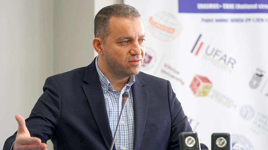 Завтра могу погибнуть и я. Ваан Керобян