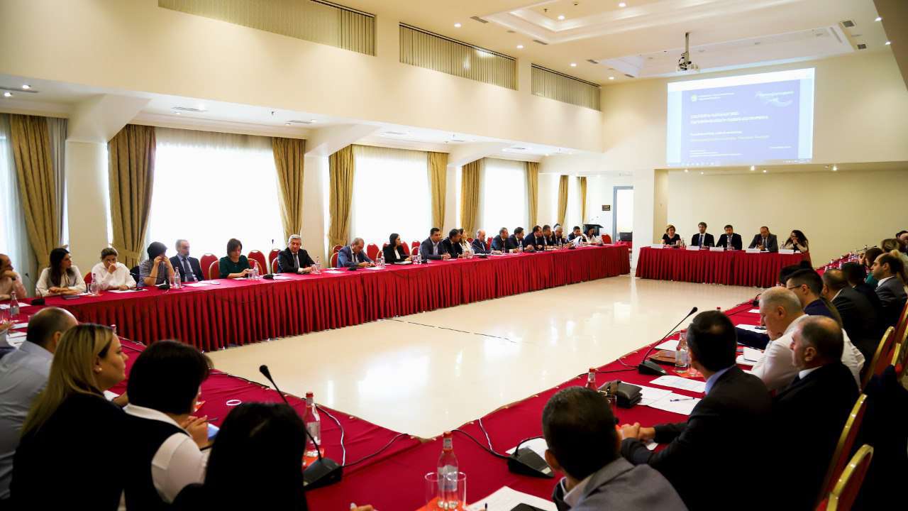 The presentation of the public administration reform strategy was held