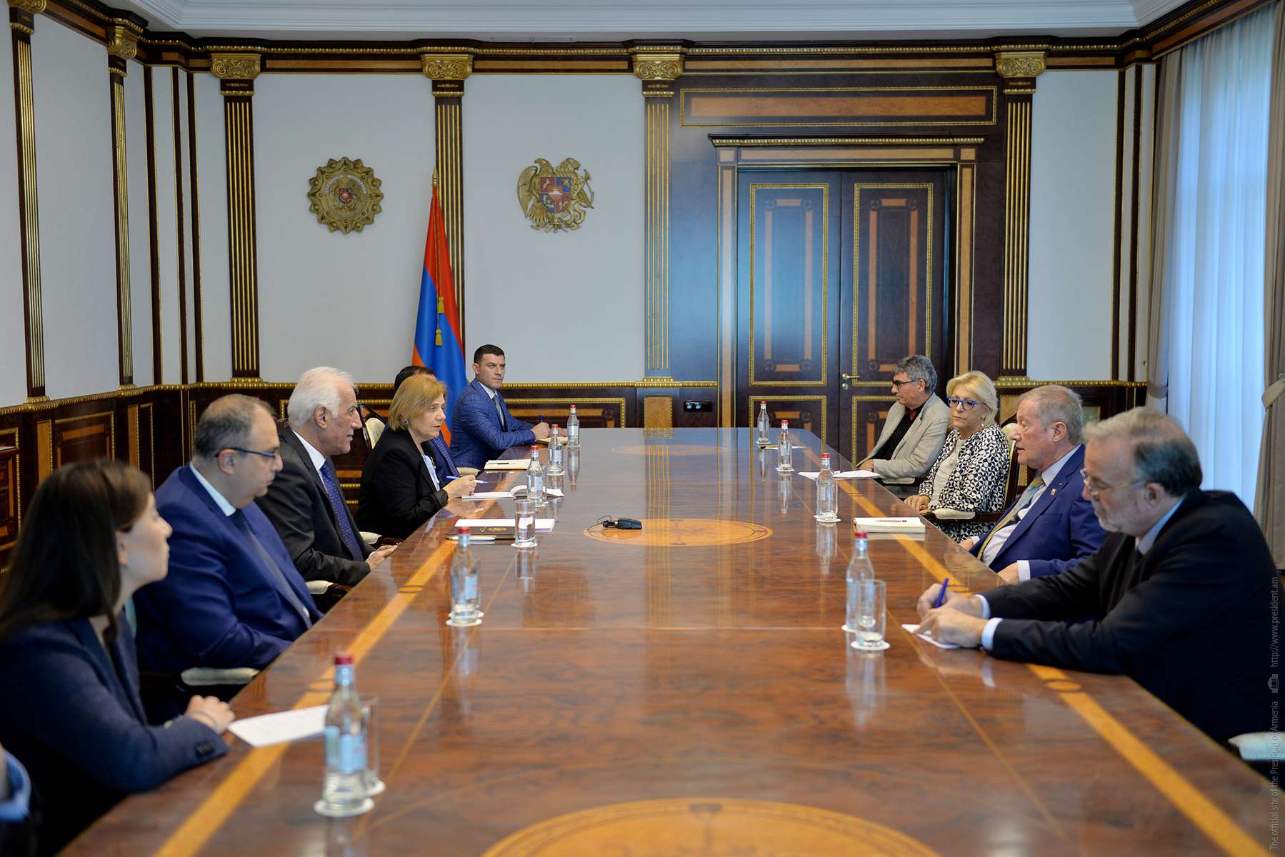 French MPs expressed their support for the peace process