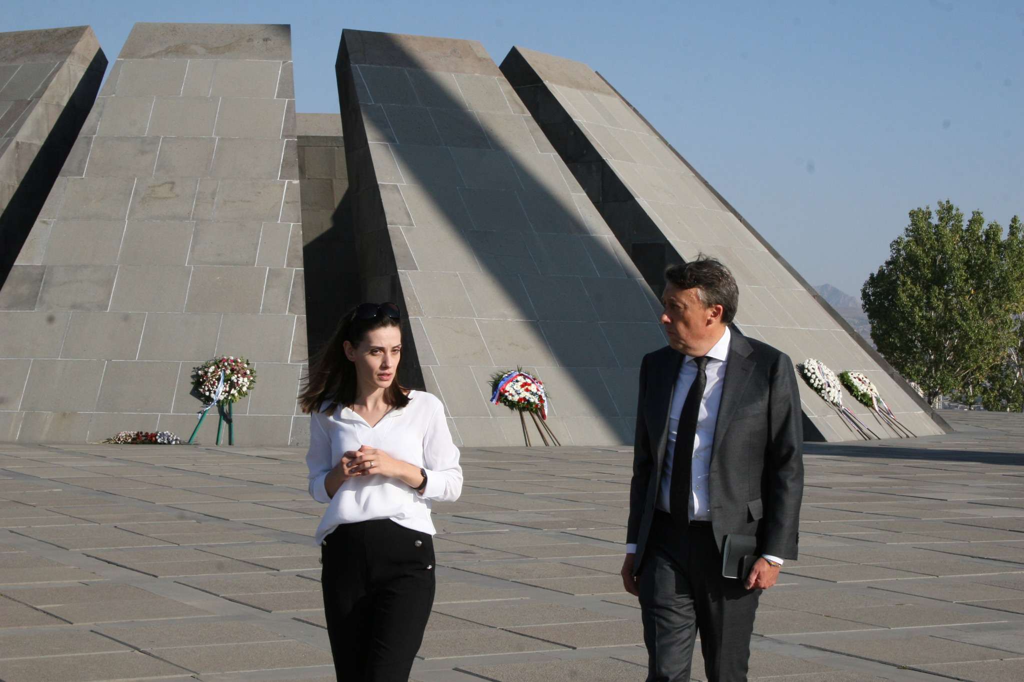 The newly appointed ambassador of Belgium visited the Armenian Genocide Memorial