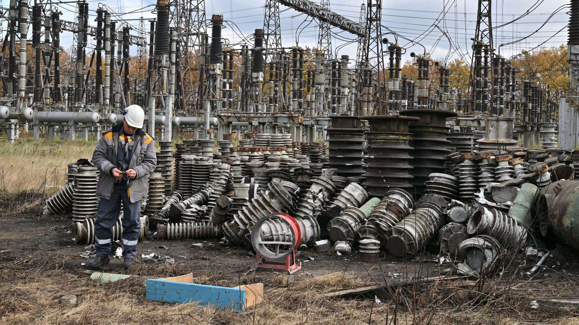 Ukraine collected 1 billion dollars for infrastructure restoration
