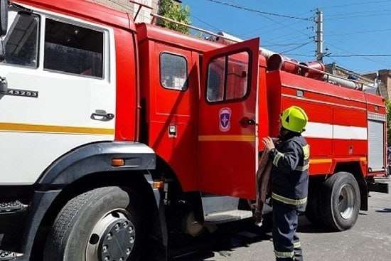 ԵՊՀ հրդեհը բռնկվել է  քիմիական նյութերի պահեստին կից սենյակում. ՆԳՆ-ն մանրամասներ է հայտնել