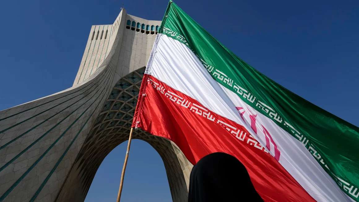 "Iran is preparing to hit Israel with ballistic missiles." White House