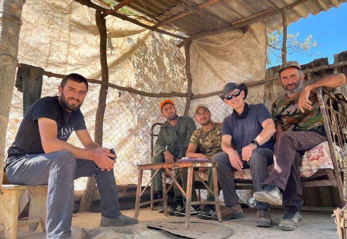 Գեղեցիկ Հայաստանի լռությունը.  Նիդերլանդների դեսպանը հանգստյան օրերն անցկացնում է Խոսրովի անտառում