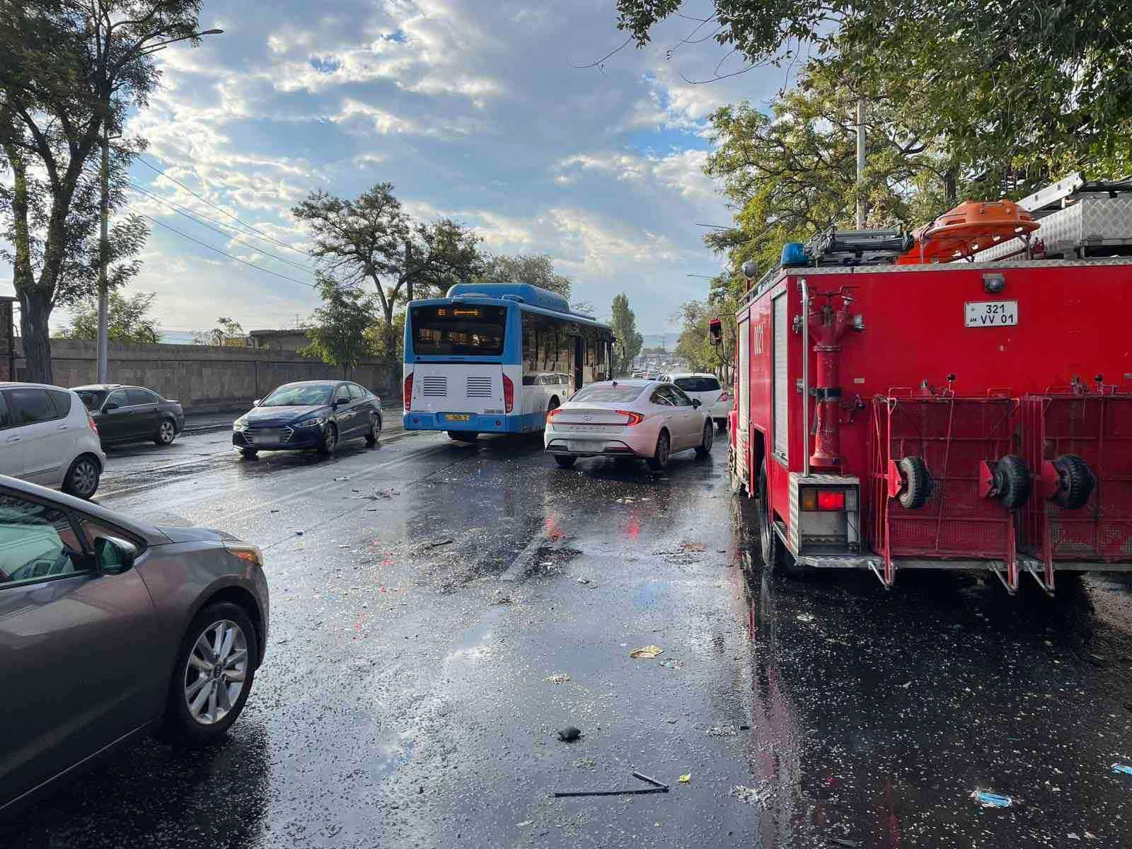 ՃՏՊ Բագրատունյաց պողոտայում․ կա տուժած (ԼՈՒՍԱՆԿԱՐՆԵՐ)