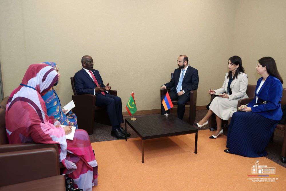 Mirzoyan met with the Foreign Minister of Mauritania