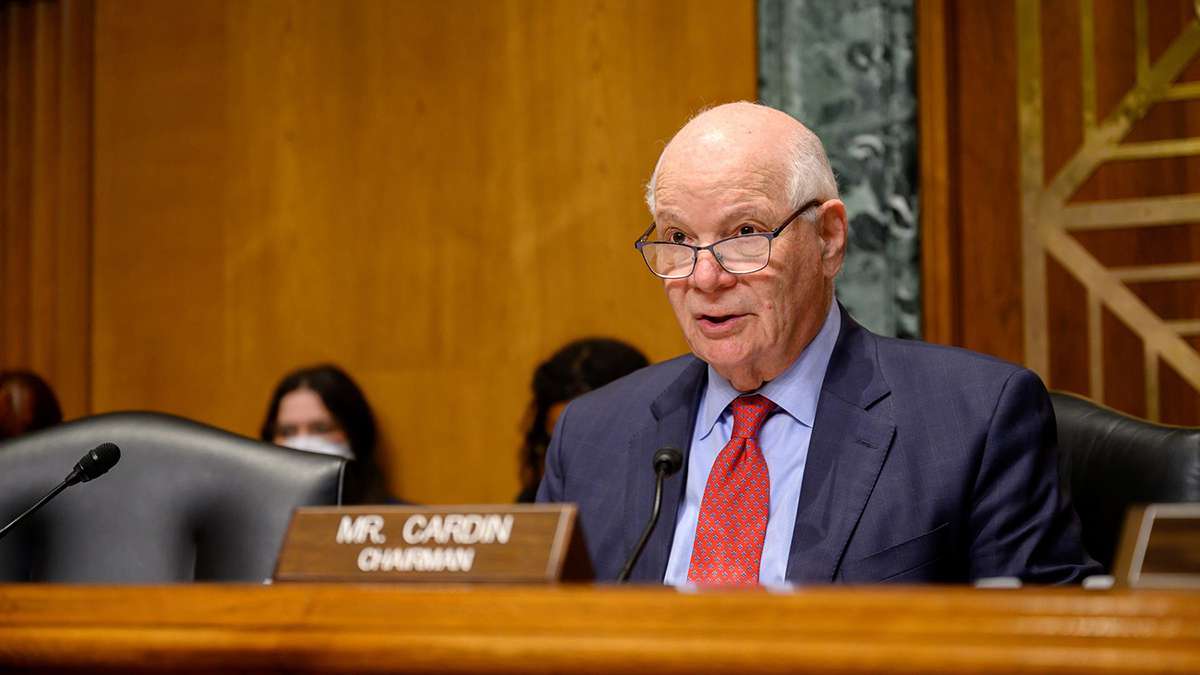 «Мы должны поддержать армянский народ. Азербайджан и Турция рассматривают потенциальный «Зангезурский коридор». Бен Кардин