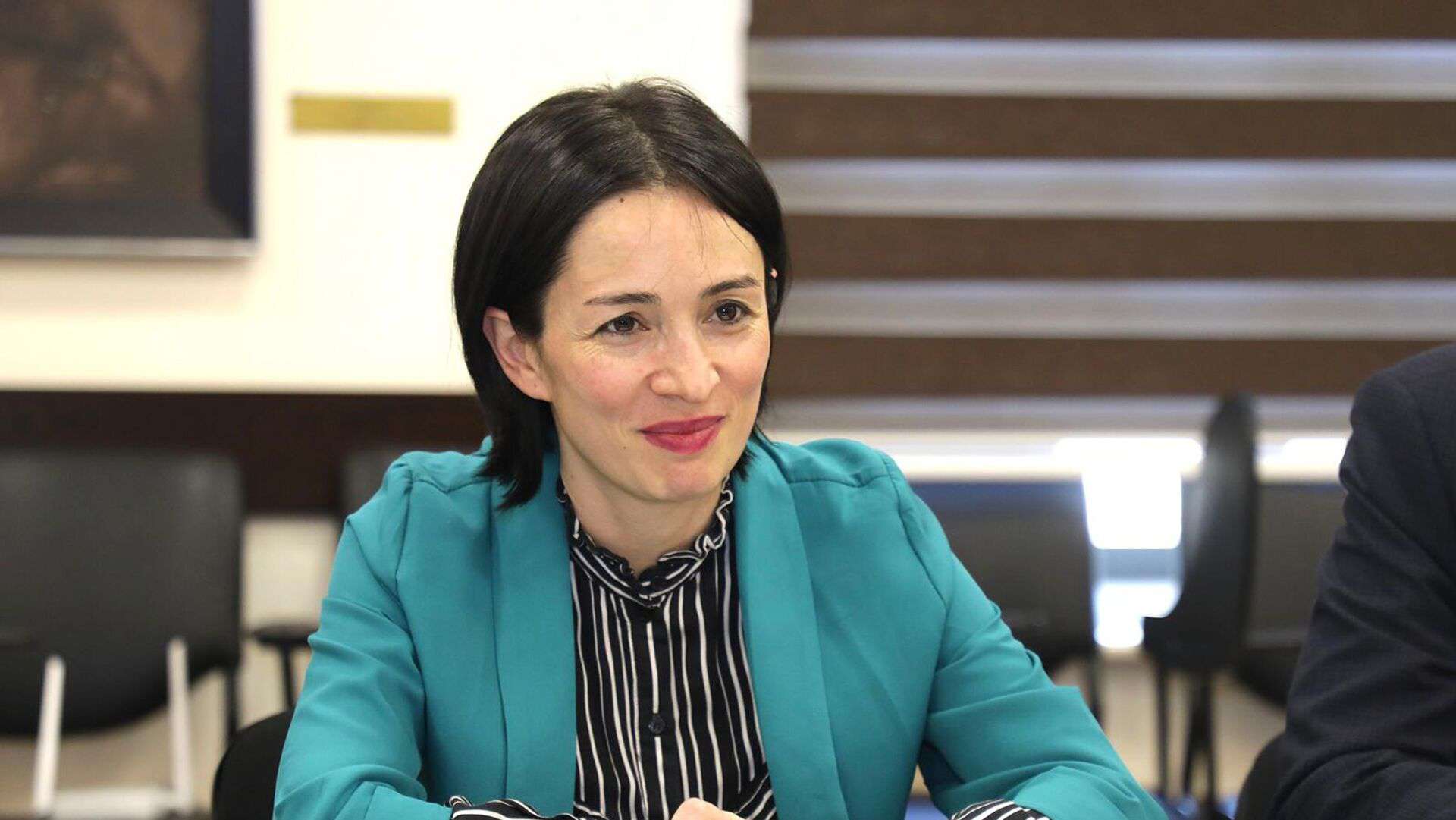 «Դուք պետության անփոխարինելի գործընկերներն եք»․ ԿԳՄՍ նախարարի ուղերձը Ուսուցչի օրվա առթիվ