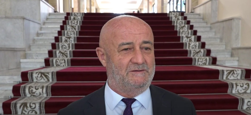Խորհրդարանականները պատմում են իրենց դպրոցական տարիներից
