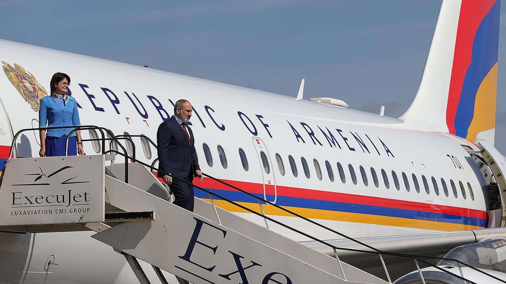 Премьер-министр уезжает в Прагу, запланированы встречи с президентами Турции и Азербайджана