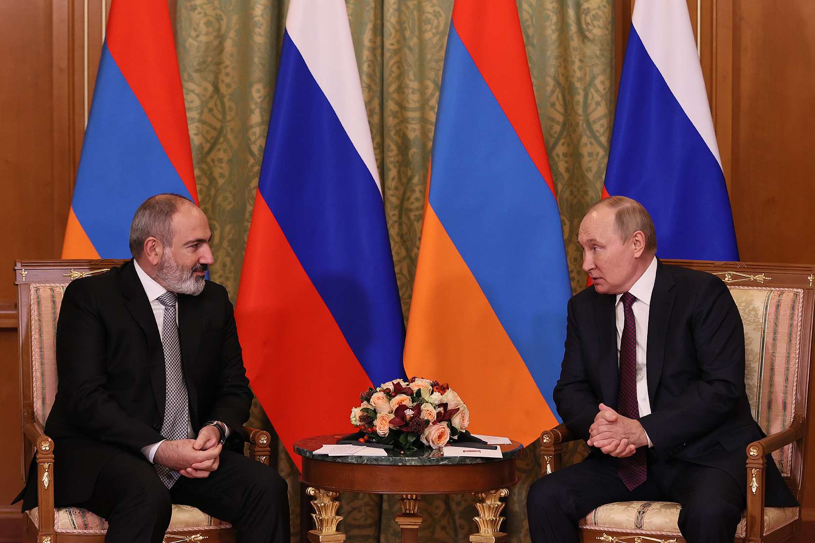 Nikol Pashinyan congratulated Putin on his birthday