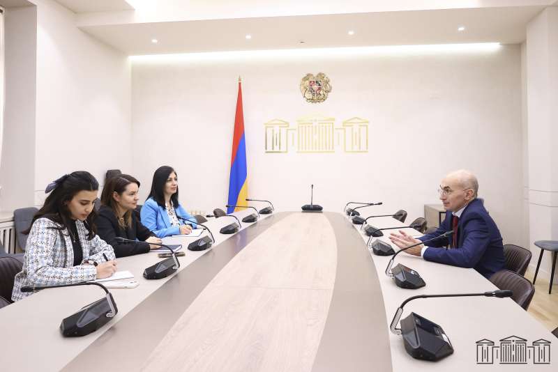 Սոնա Ղազարյանը հանդիպել է Ֆրանսիայի դեսպանի առաջին խորհրդականի հետ