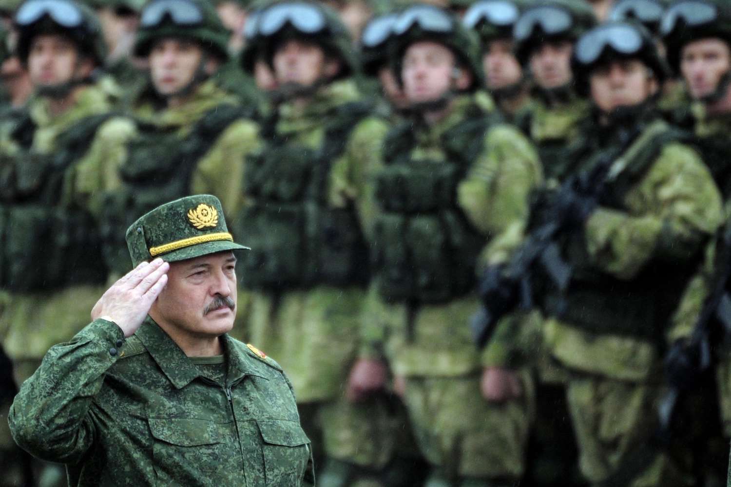 Беларусь и Россия создают совместную военную группировку