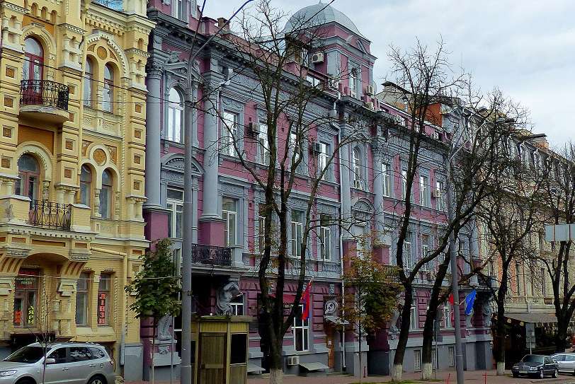 Посольство Армении в Киеве продолжает свою работу