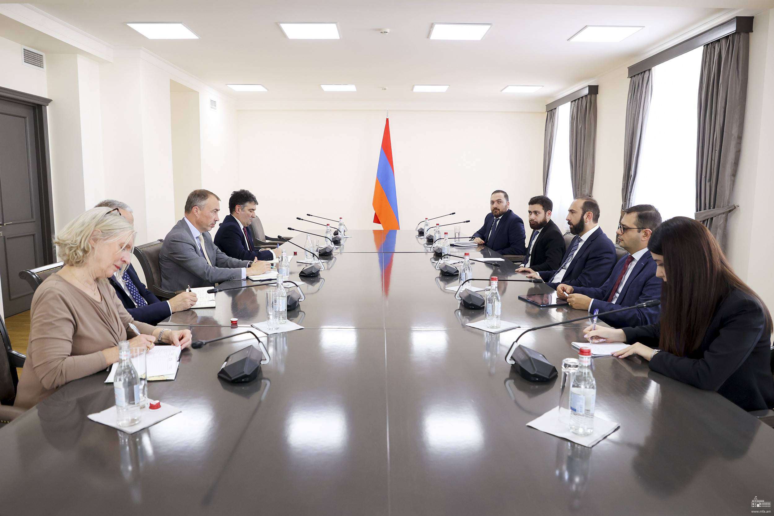 Mirzoyan and Klaar discussed issues related to Armenian-Azerbaijani relations