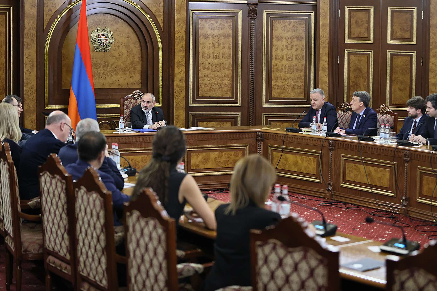 The Prime Minister presented the peace treaty discussions to the EU ambassadors
