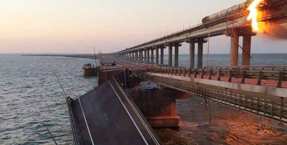 The explosion of the Crimean bridge disrupted the supplies of the Russian "South" group. British intelligence