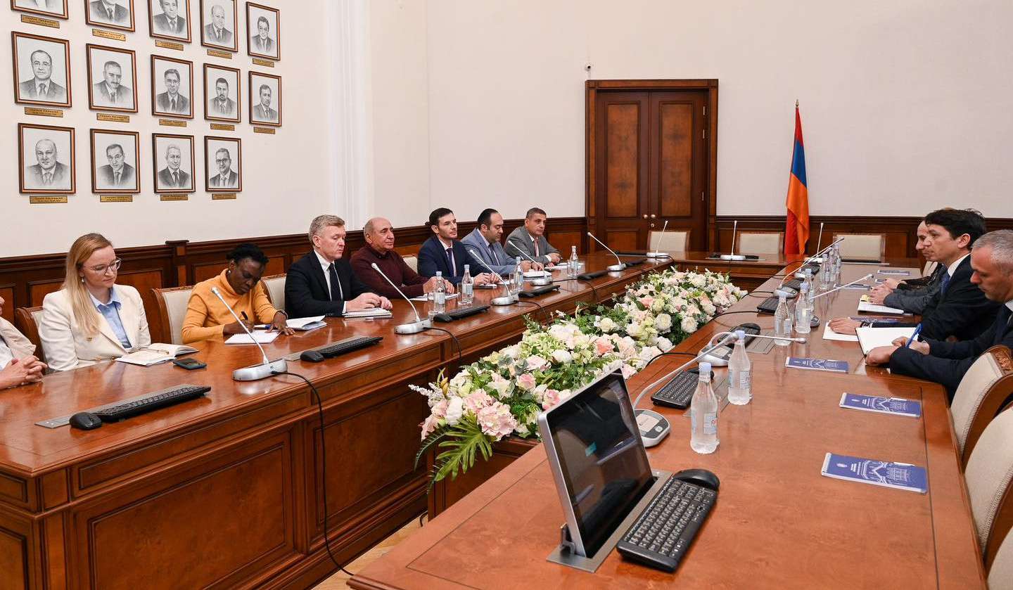 Քննարկվել է շենքերի էներգաարդյունավետ արդիականացմանն ուղղված ծրագիրը
