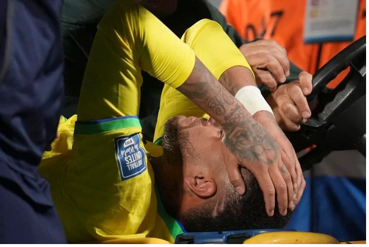 Brazil suffers its first defeat (VIDEO)