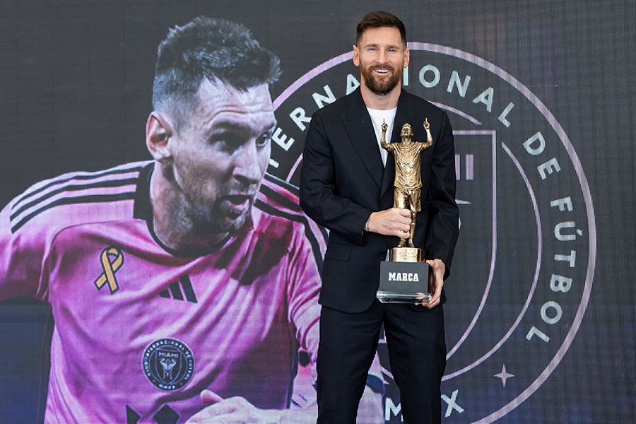 Messi received the award for the player with the most titles