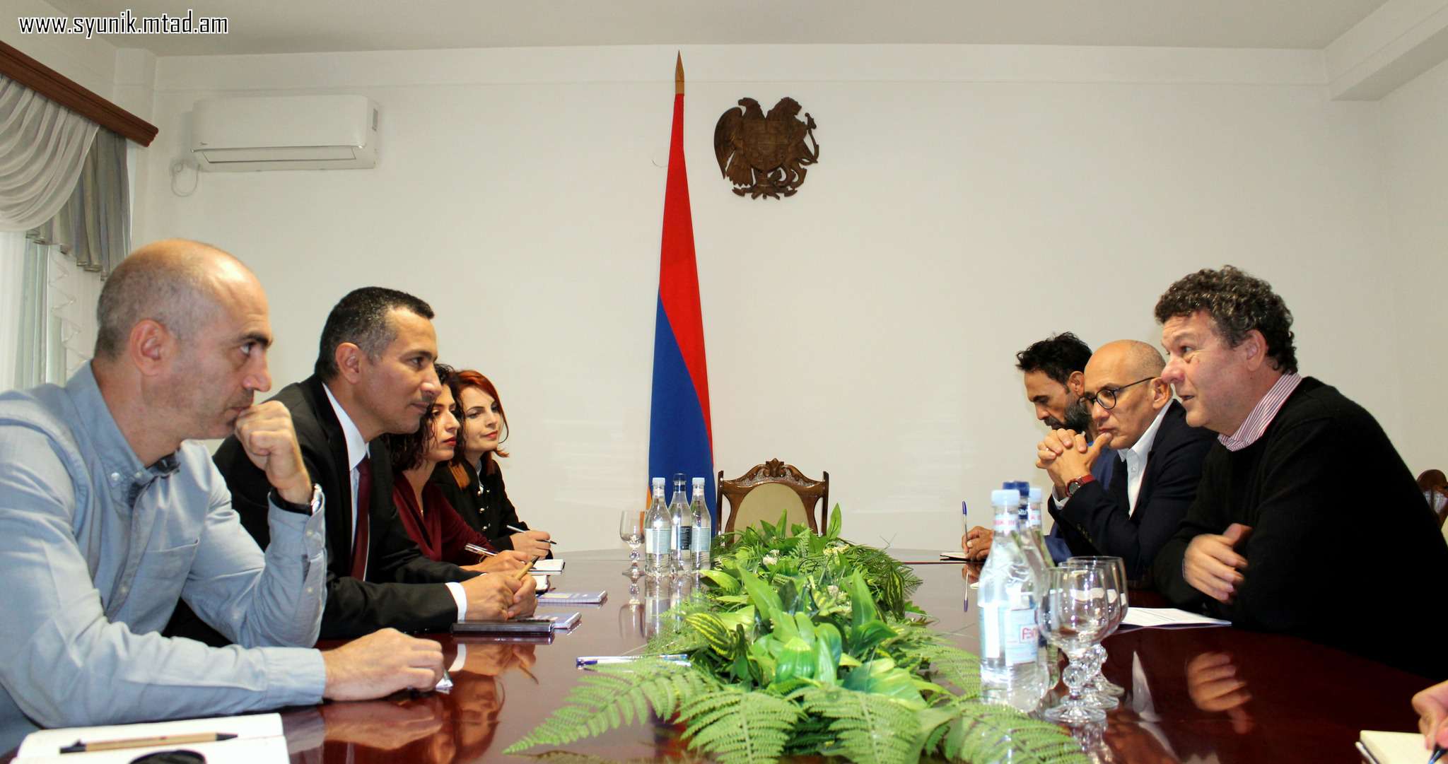 Robert Ghukasyan received high-ranking UN refugee officials