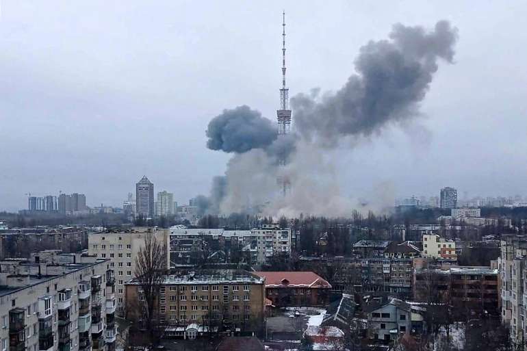 An air alert has been declared in many regions of Ukraine