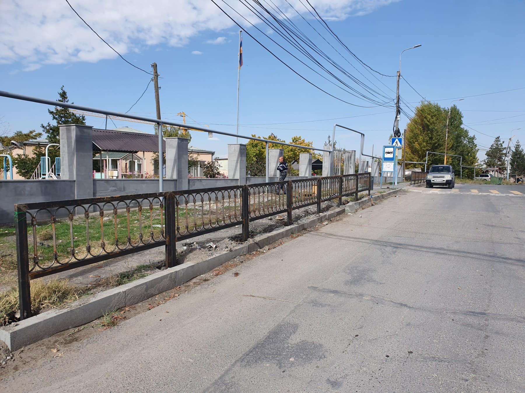 124 մանկապարտեզի հարակից տարածքում ցանկապատներ են տեղադրվել