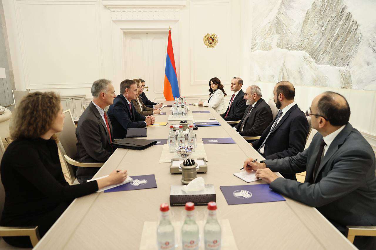 Carpenter delivered Joe Biden's letter to Pashinyan