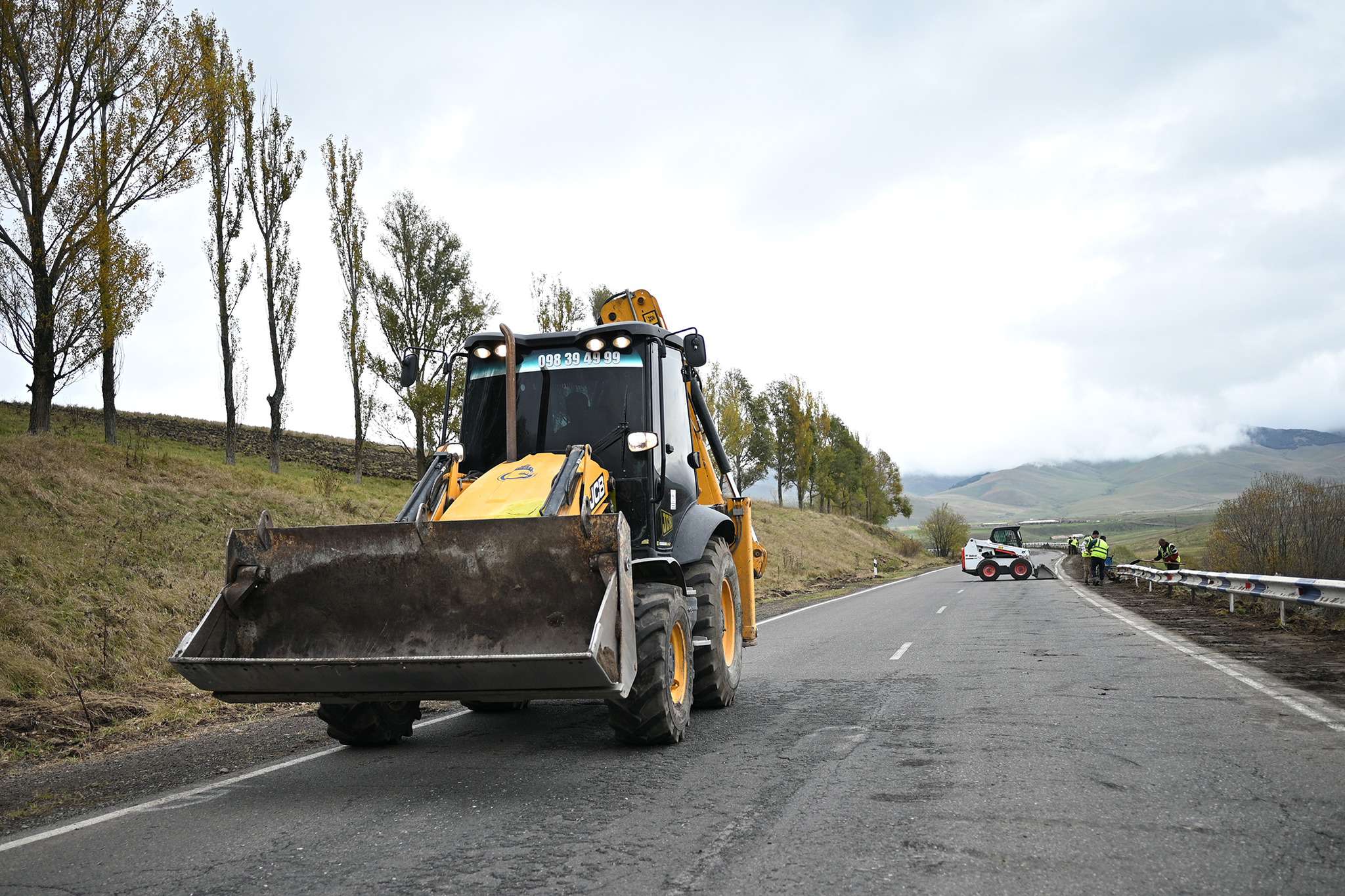 Ճամբարակ տանող ճանապարհը միջին նորոգման է ենթարկվում (ԼՈՒՍԱՆԿԱՐՆԵՐ)