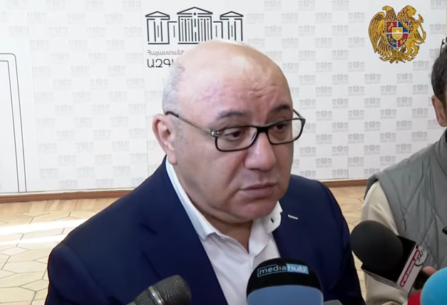 Ի՞նչ ցուցմունք է տվել Գուրգեն Արսենյանն իր գրասենյակի մոտ ռումբ տեղադրելու գործով․ «Ժողովուրդ»