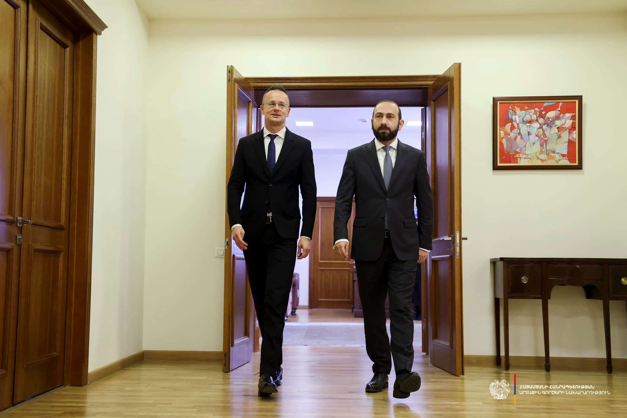 The Minister of Foreign Affairs of Hungary is at the Foreign Ministry. A private conversation takes place